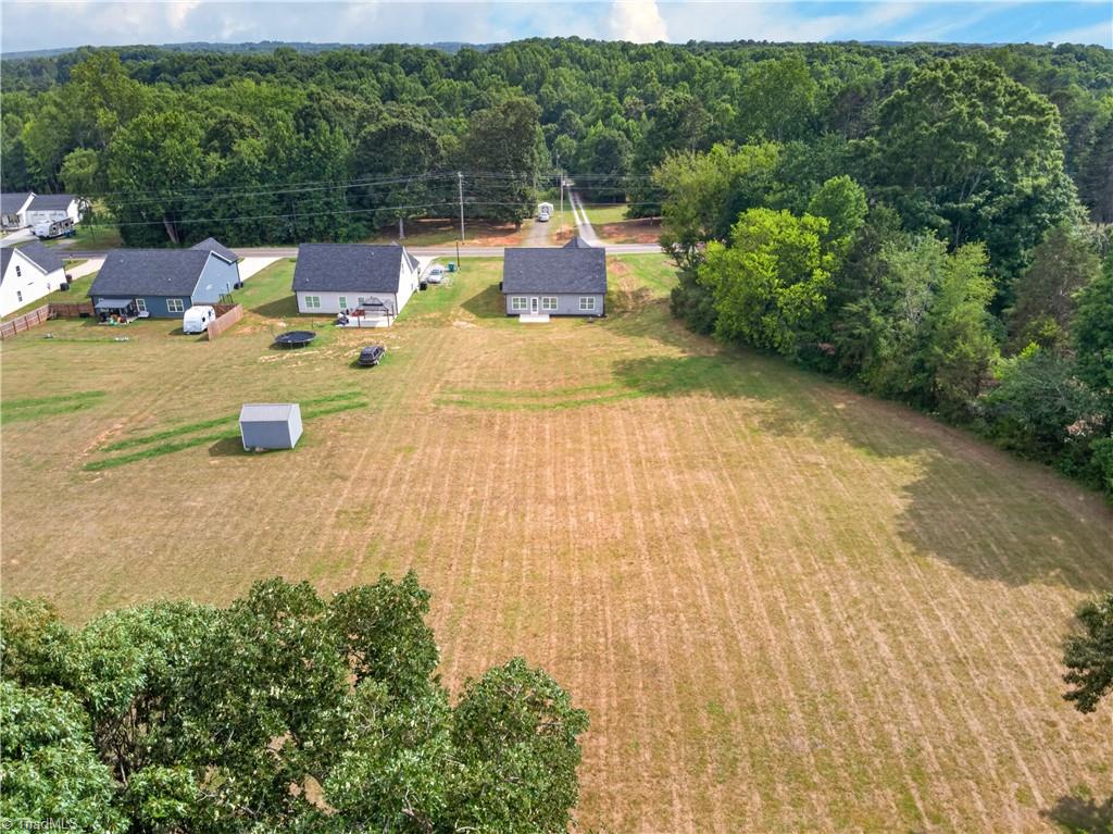 687 Deadmon Road Property Photo 30