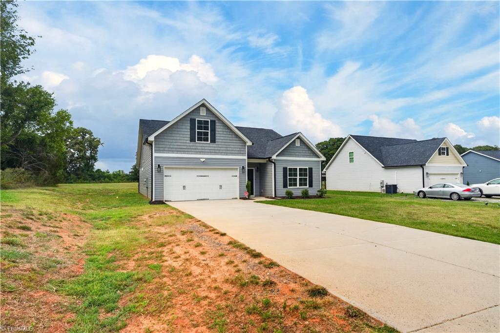 687 Deadmon Road Property Photo 33