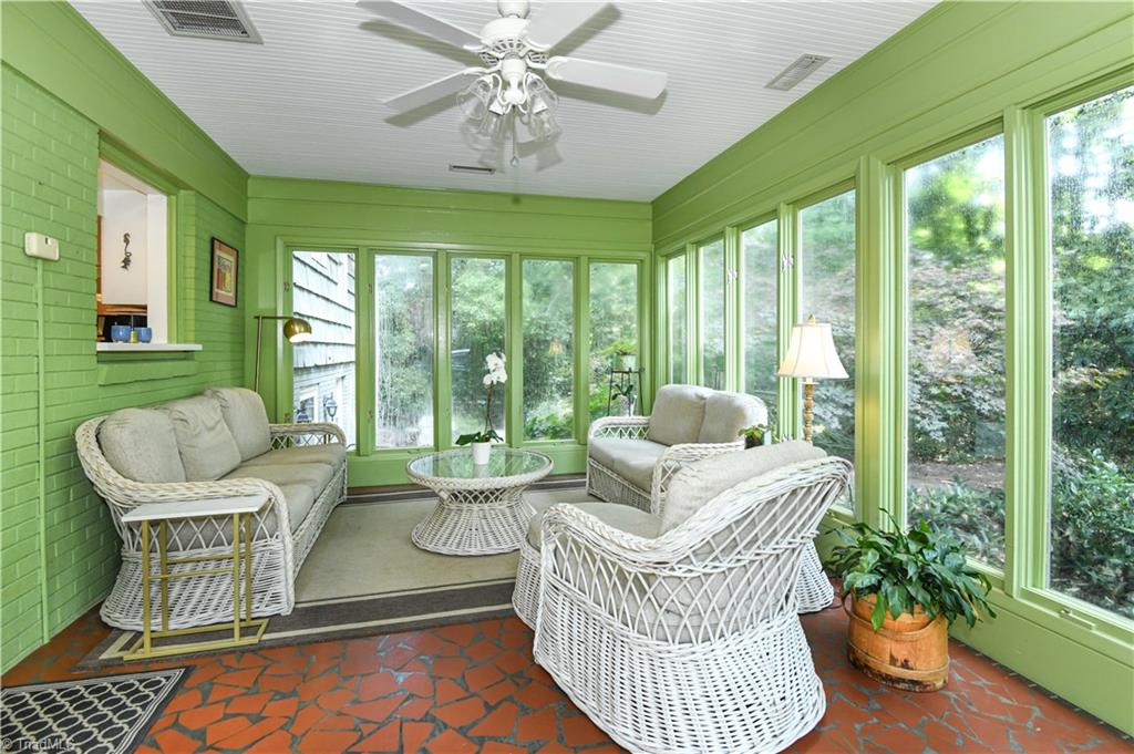 2310 Danbury Road Property Photo 7