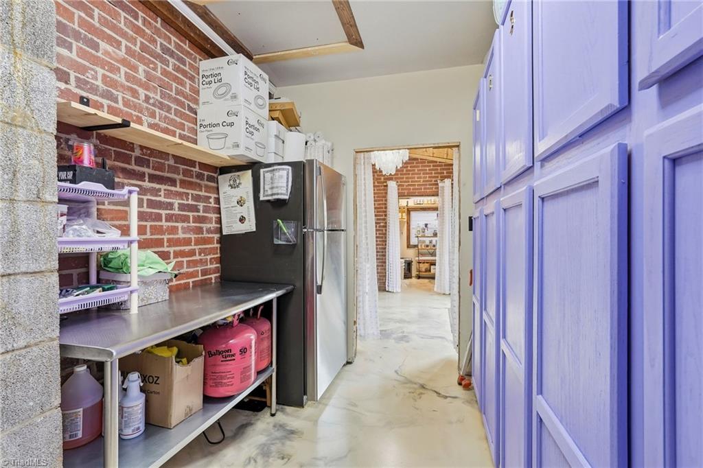 106 N Main Street Property Photo 33