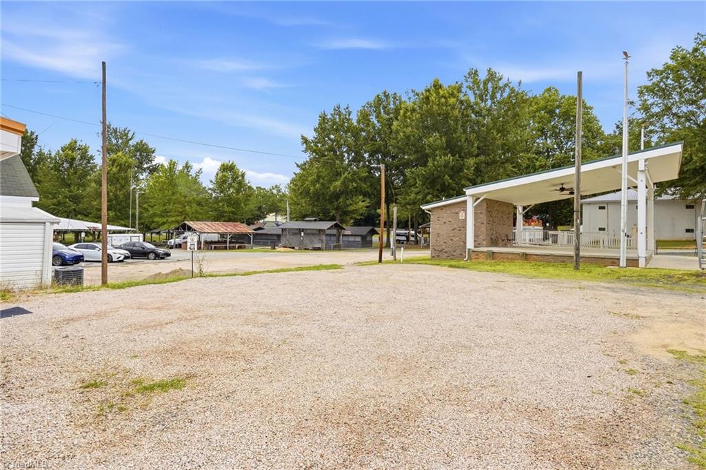 106 N Main Street Property Photo 48