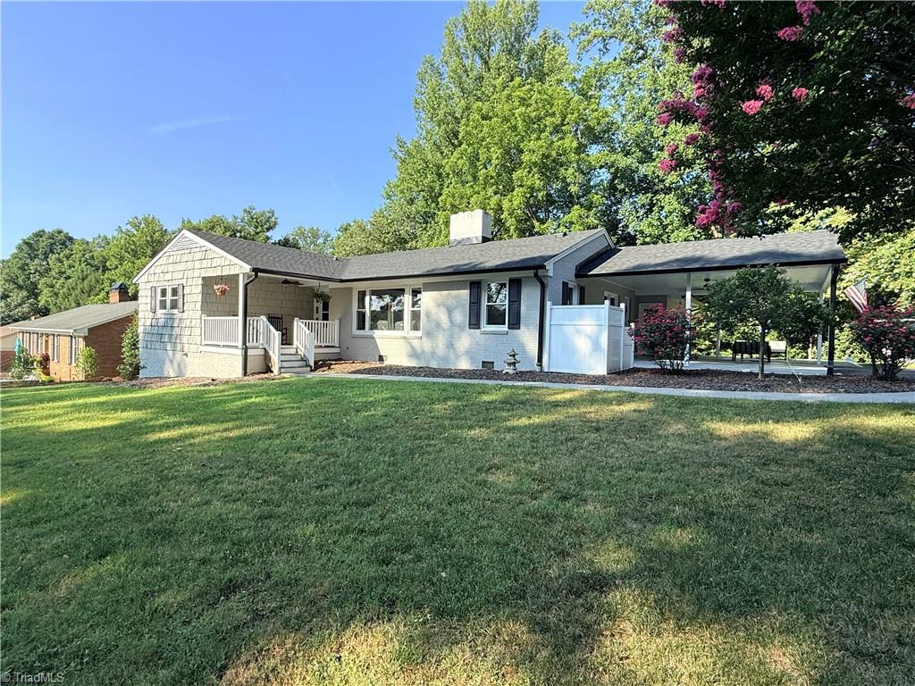 555 Shady Lane Property Photo 1