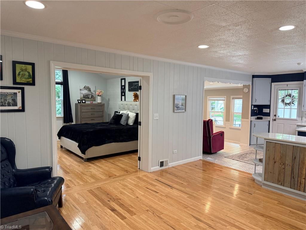 555 Shady Lane Property Photo 19