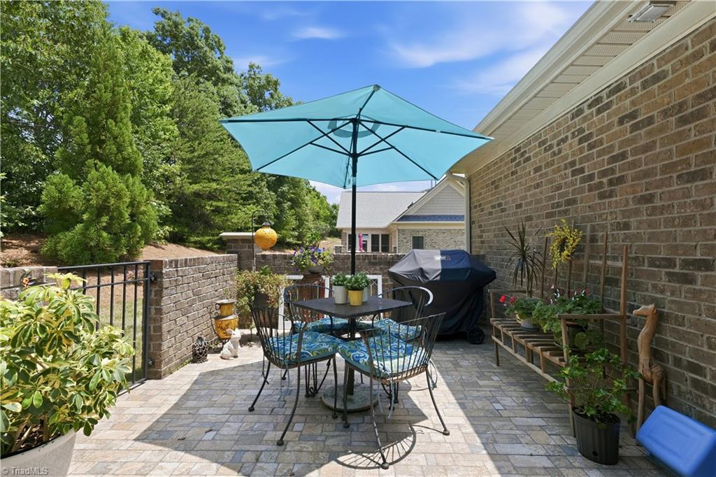 5424 Ggo Drive Property Photo 33