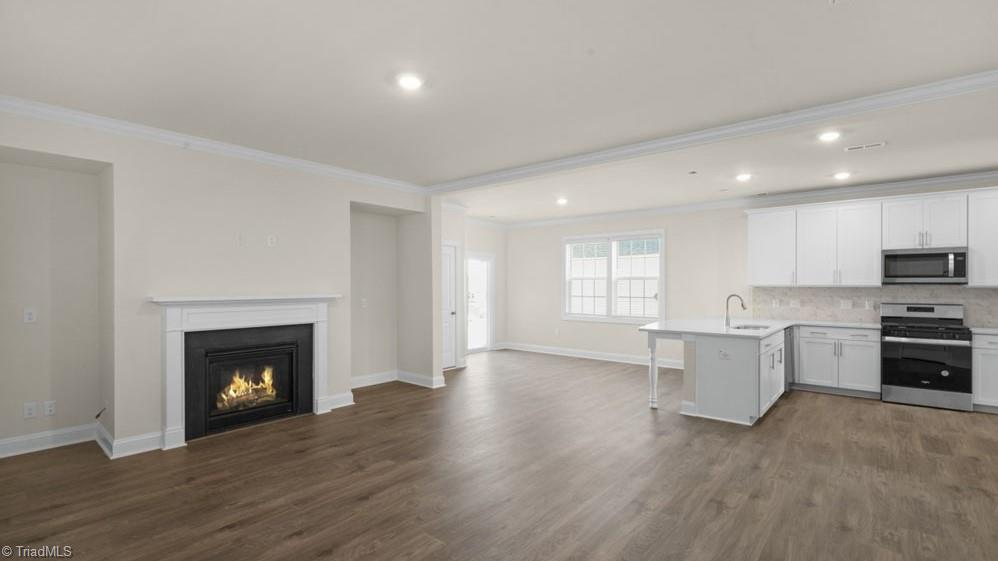 116 Harbor Hill Boulevard Property Photo 7