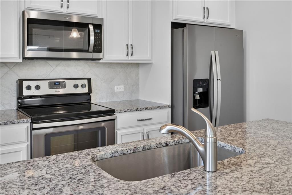 3424 Vickrey Woods Place Property Photo 8