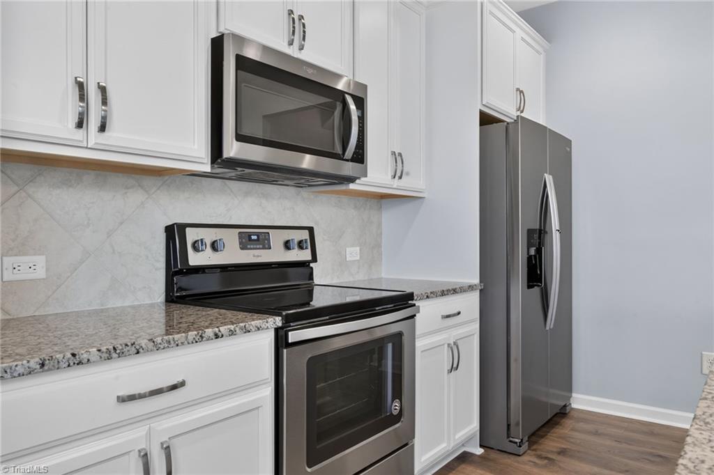 3424 Vickrey Woods Place Property Photo 9