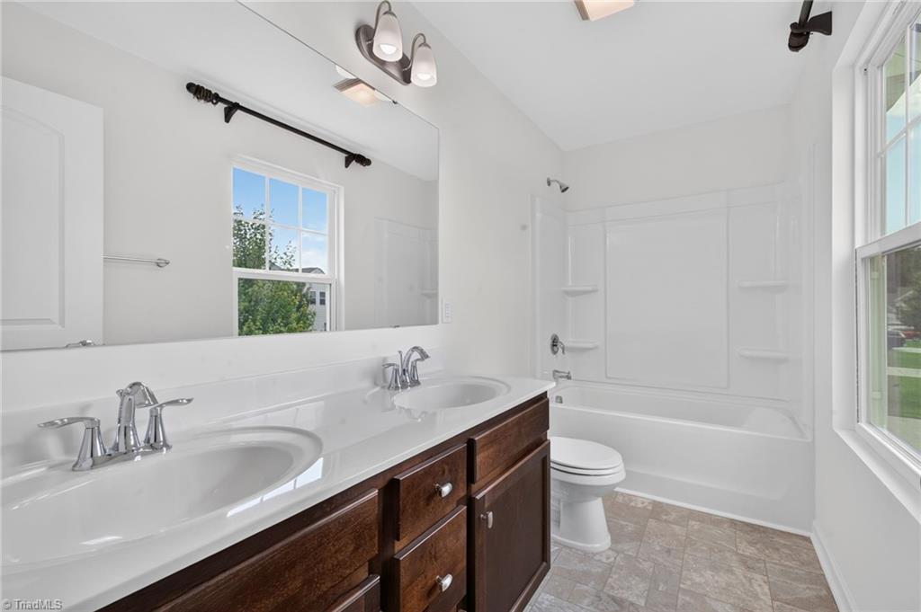 3424 Vickrey Woods Place Property Photo 27