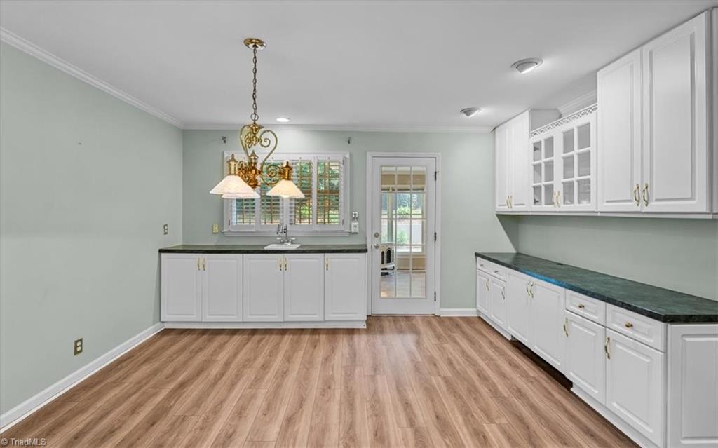3912 Watauga Drive Property Photo 10