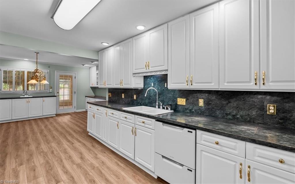 3912 Watauga Drive Property Photo 16