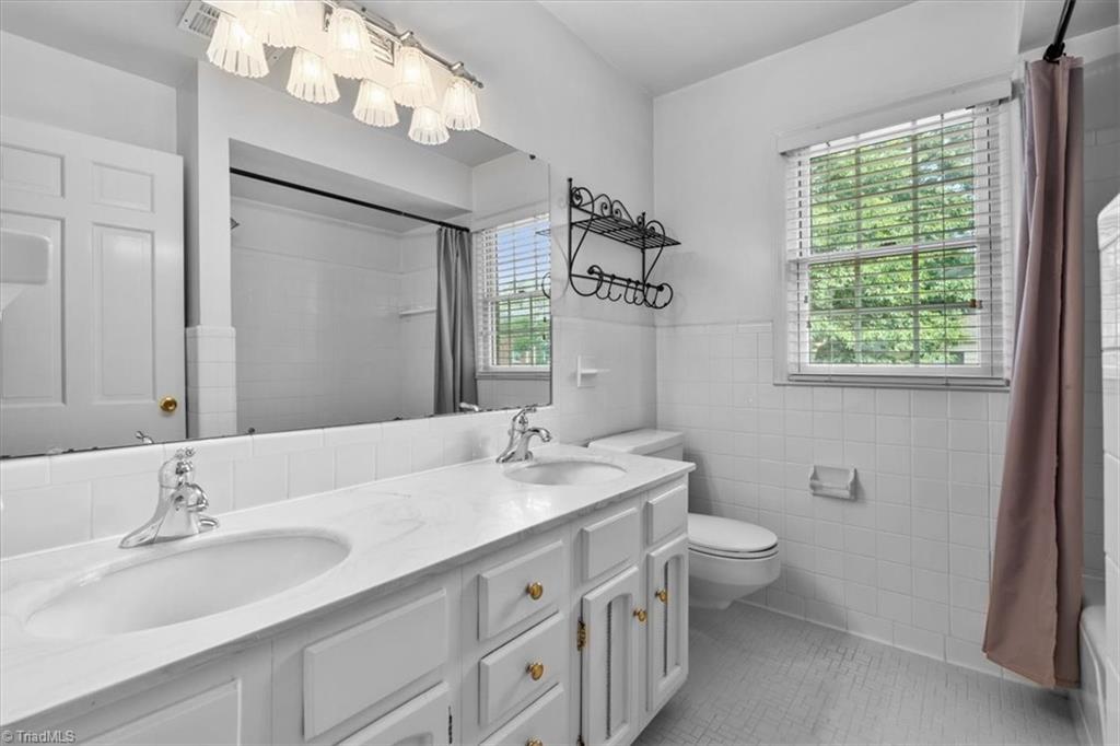 3912 Watauga Drive Property Photo 36