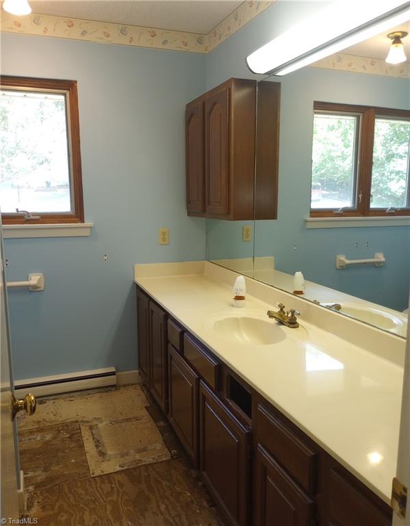 606 Willowmoore Avenue Property Photo 13