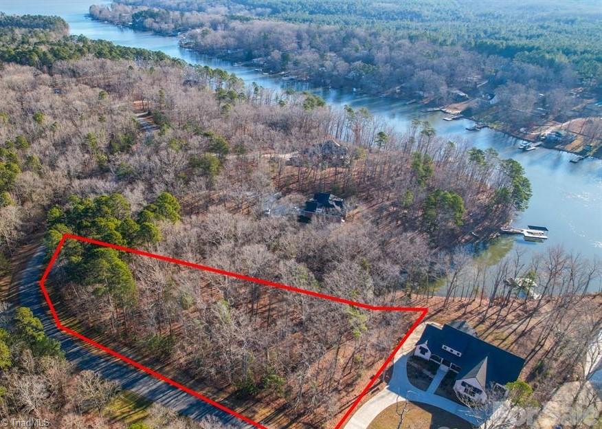 722 Emerald Bay Drive Property Photo 1
