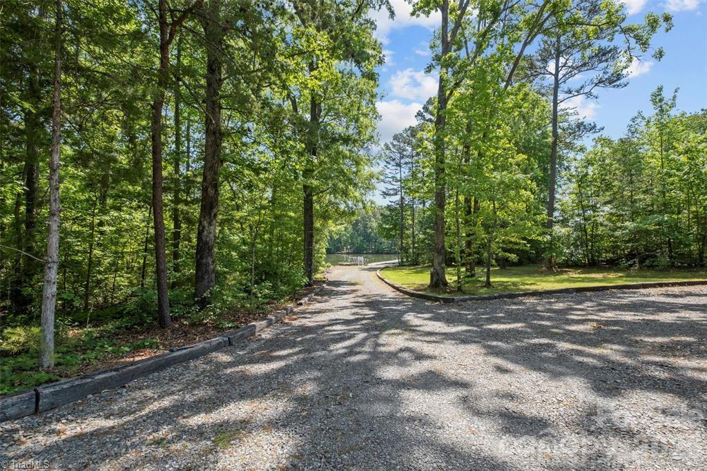 722 Emerald Bay Drive Property Photo 14