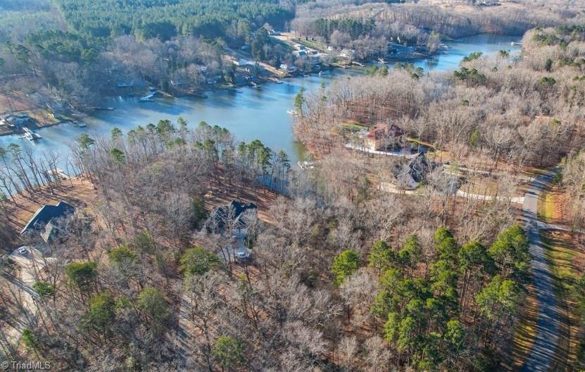 722 Emerald Bay Drive Property Photo 24