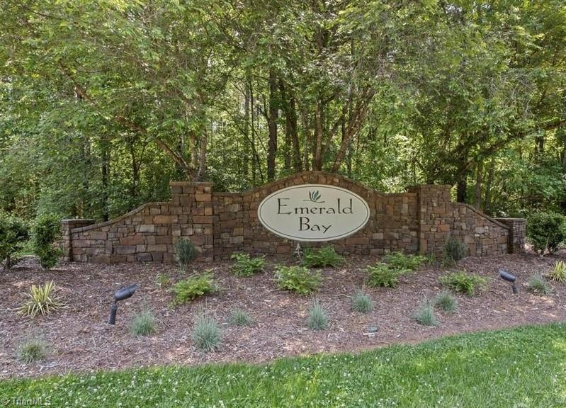 722 Emerald Bay Drive Property Photo 28