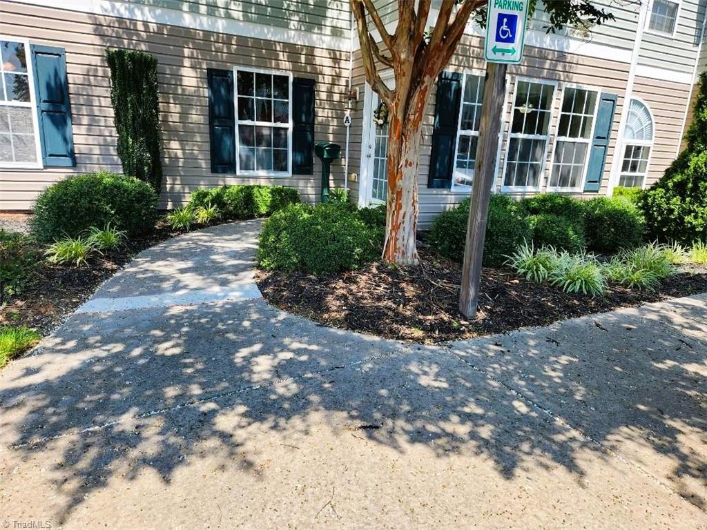 4700 Pennoak Lane # A Property Photo 1
