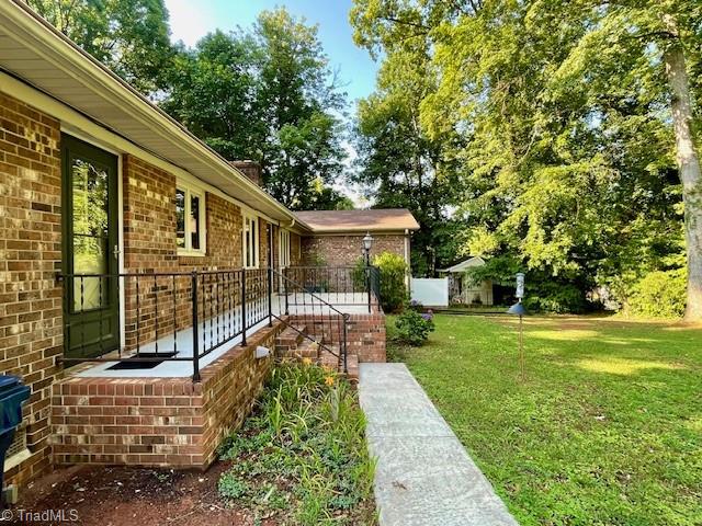 10 Woodcrest Drive Property Photo 3