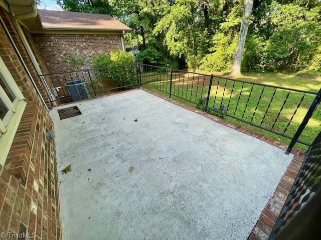 10 Woodcrest Drive Property Photo 27