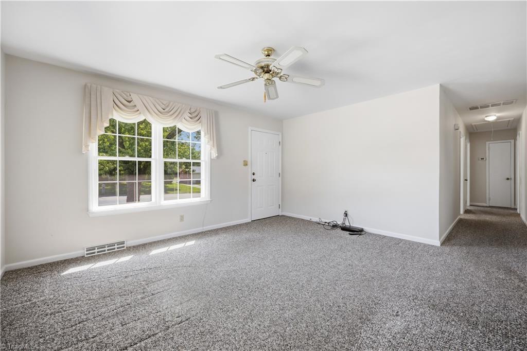2204 Four Seasons Boulevard Property Photo 10