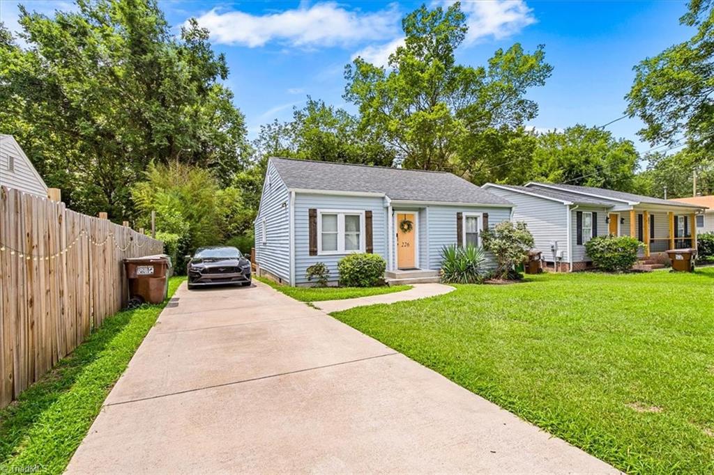 226 Friendly Avenue Property Photo 2
