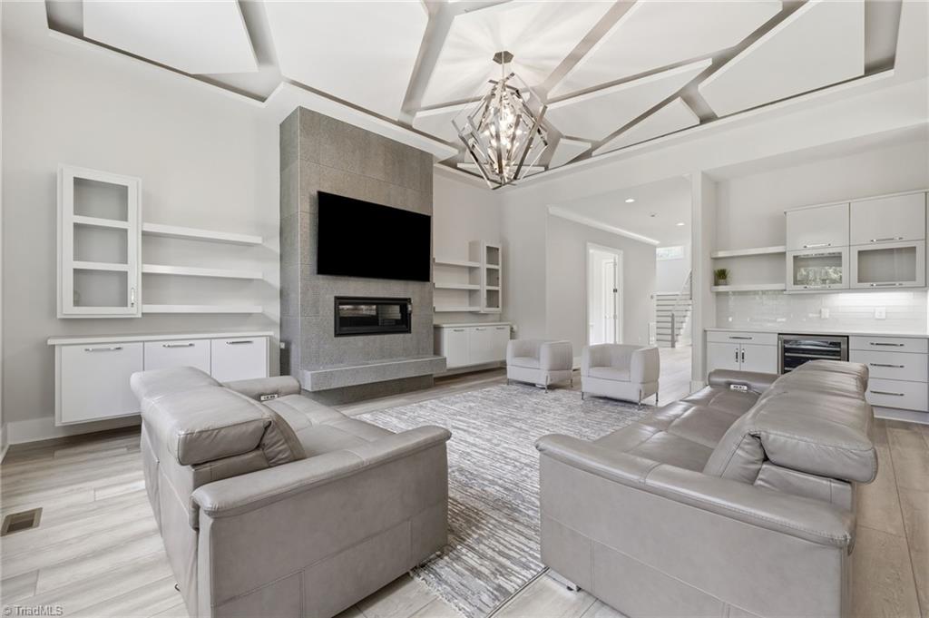 4706 Bisbee Drive Property Photo 11