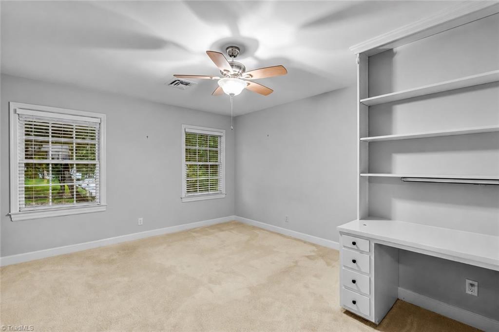 809 Hillcrest Drive Property Photo 35