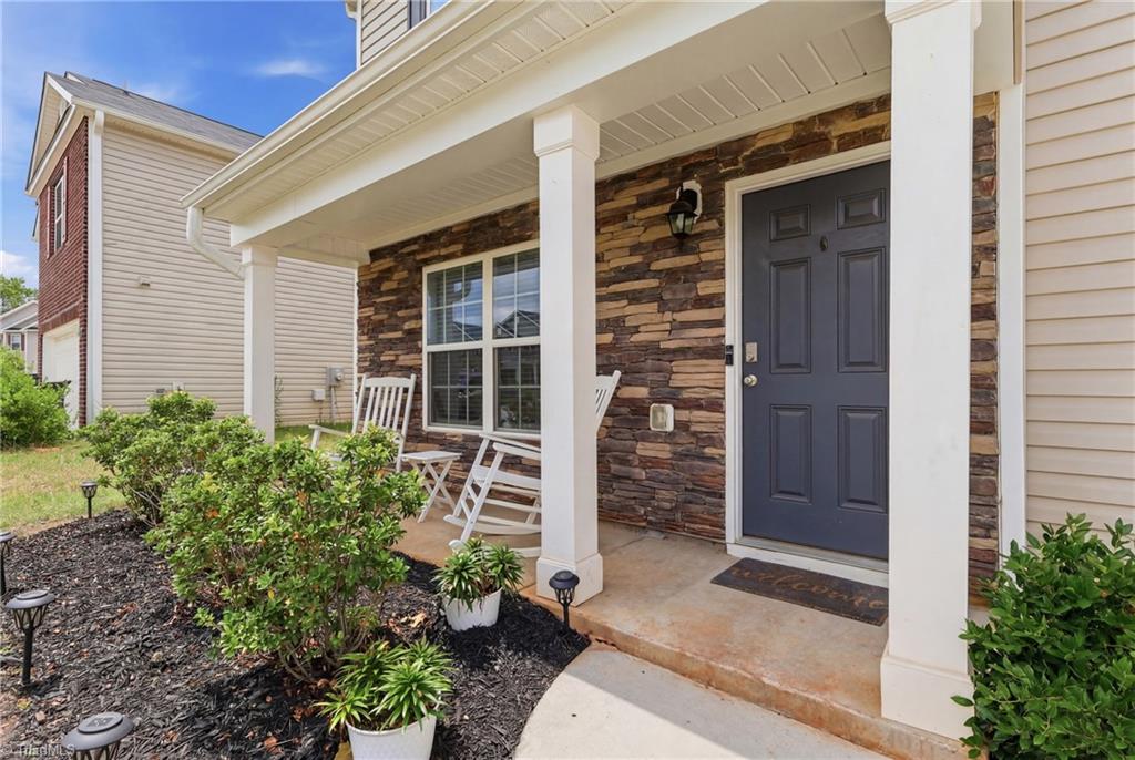 4011 Bobtail Court Property Photo 4