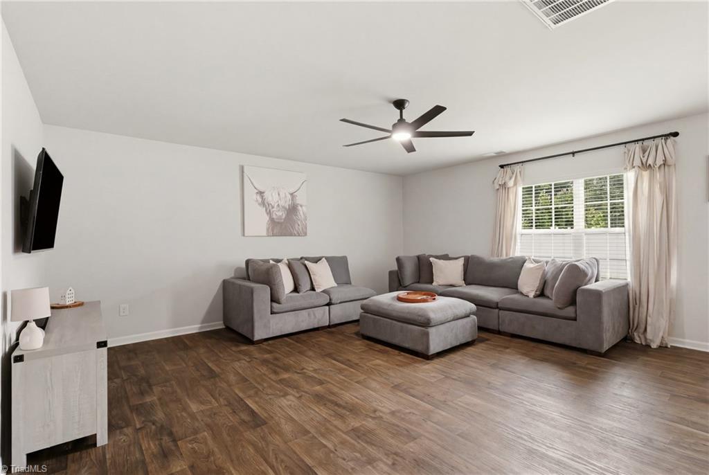 4011 Bobtail Court Property Photo 5