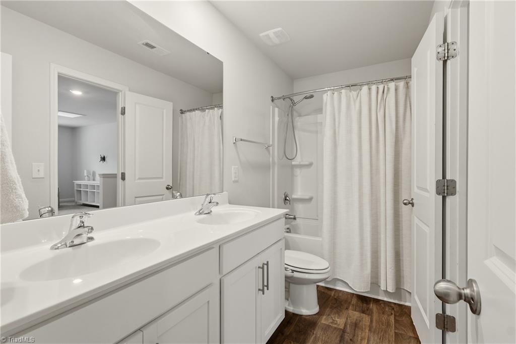 4011 Bobtail Court Property Photo 23