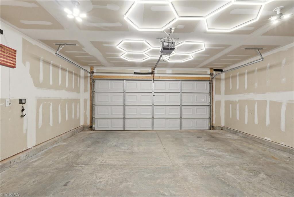 4011 Bobtail Court Property Photo 32
