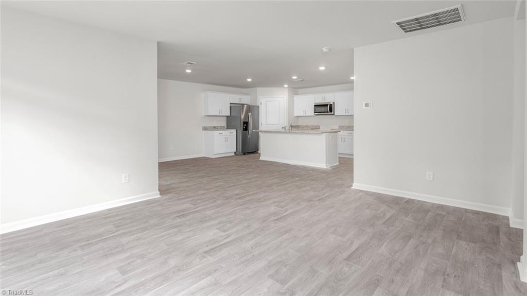 1015 Slingshot Drive Property Photo 9