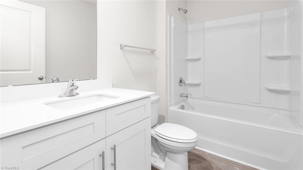 1015 Slingshot Drive Property Photo 15