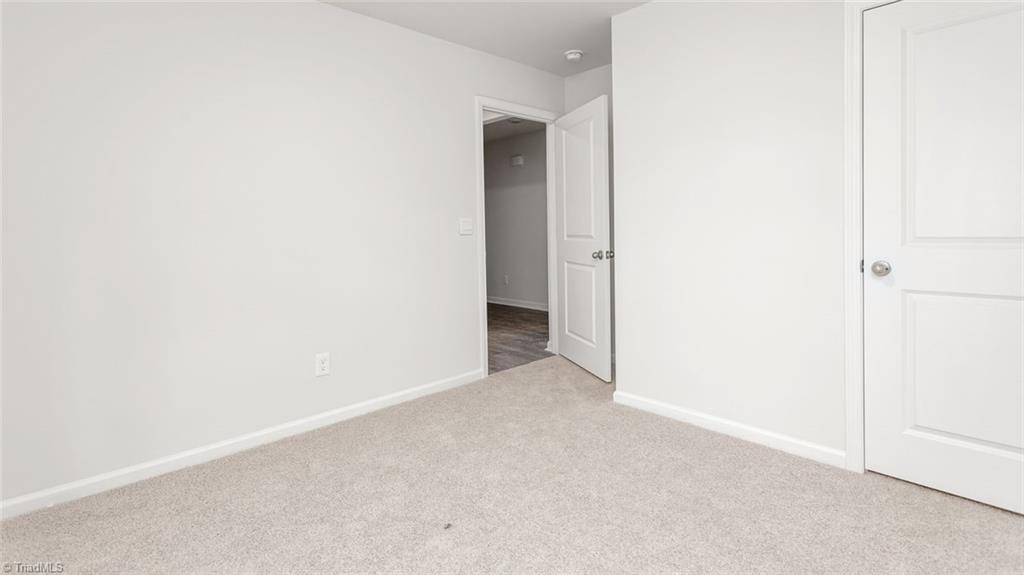 1015 Slingshot Drive Property Photo 17