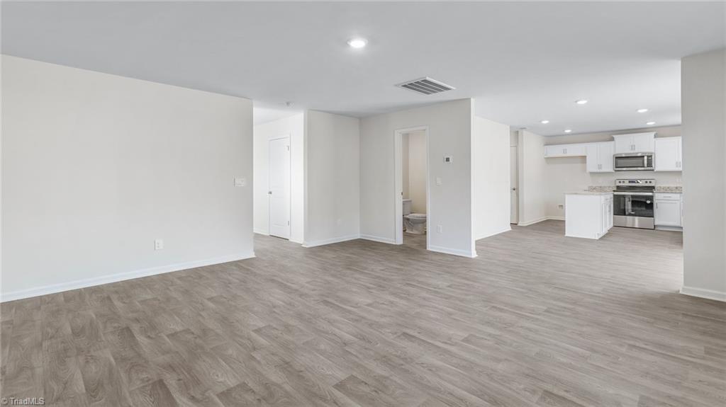 1017 Slingshot Drive Property Photo 7