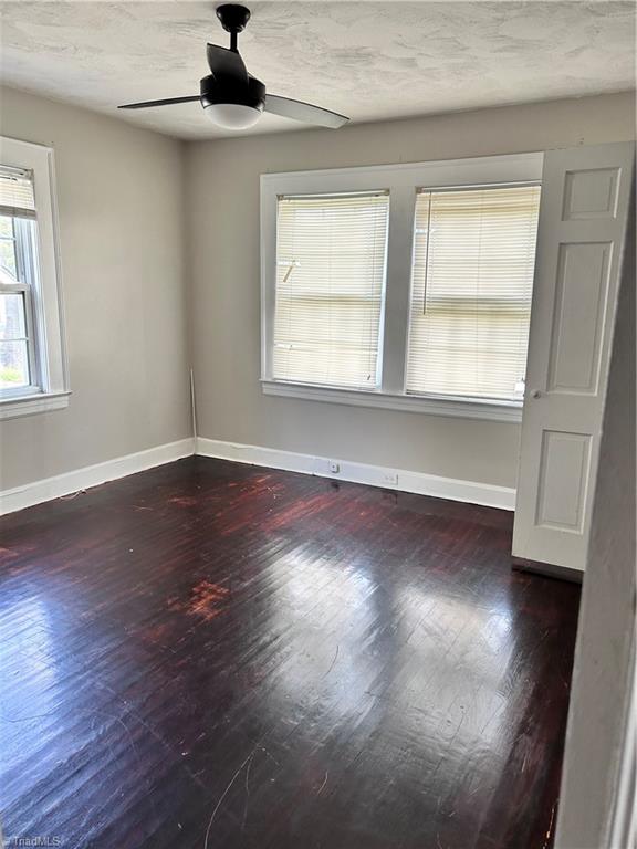 1209 Filbert Place Property Photo 10