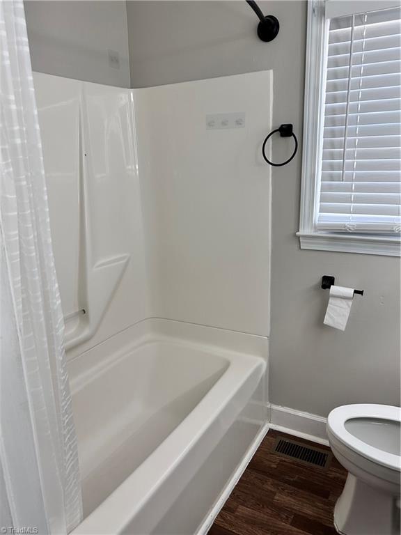 1209 Filbert Place Property Photo 12