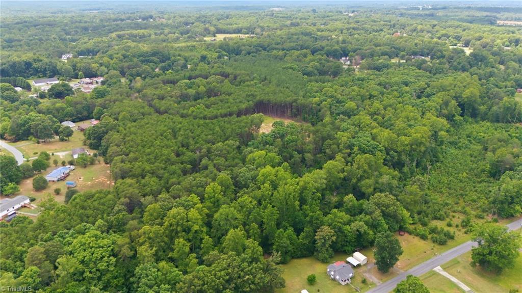 00 Pinehaven Trail Property Photo 8