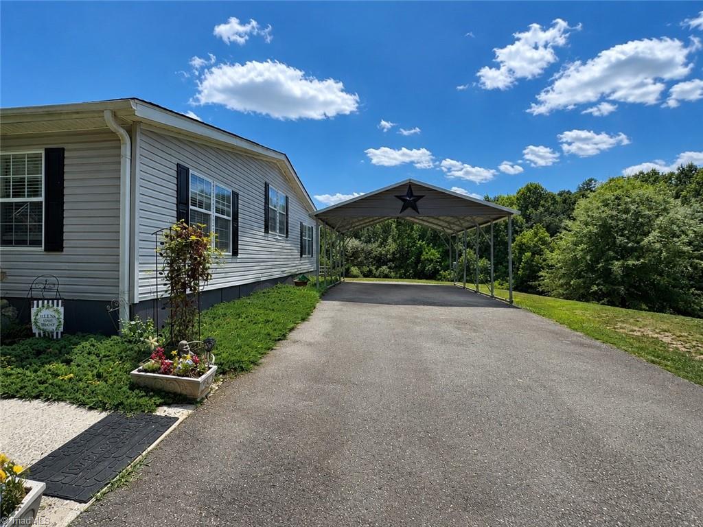 298 Rock Lane Drive Property Photo 13