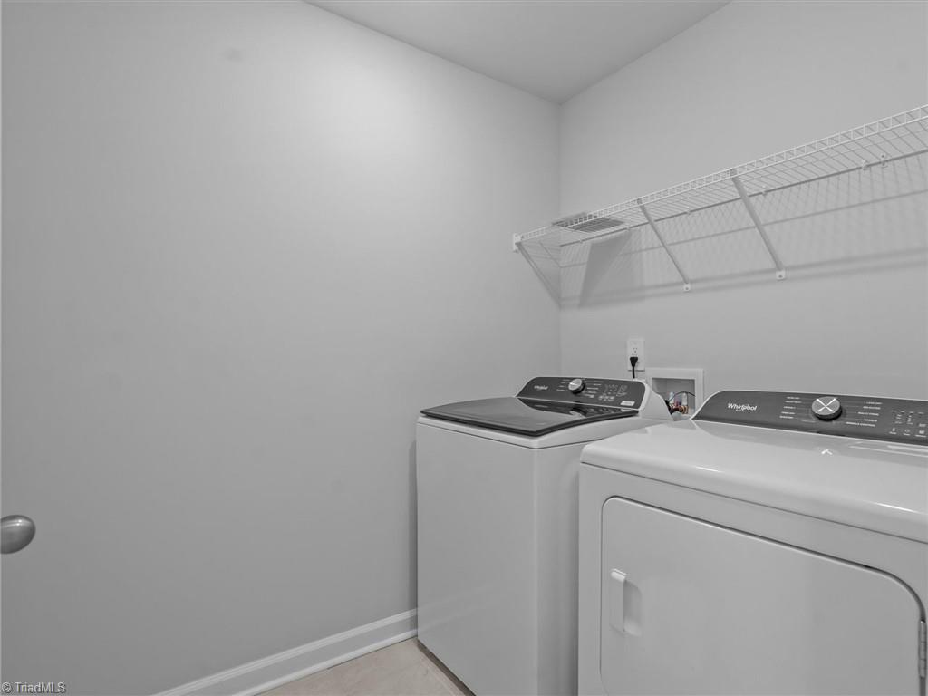 104 Frontiersman Drive Property Photo 10
