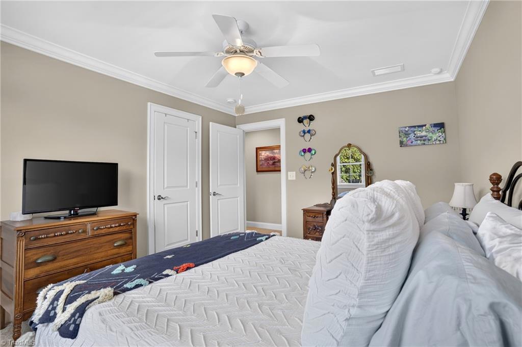 820 Dunleigh Drive Property Photo 21