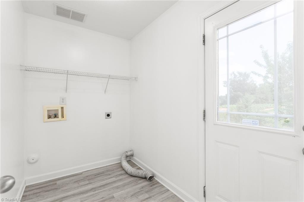 4025 Gloria Ridge Property Photo 14