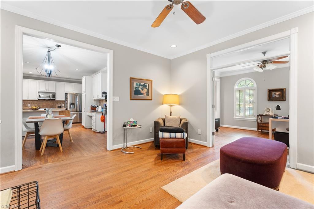 7049 Orchard Path Drive Property Photo 8