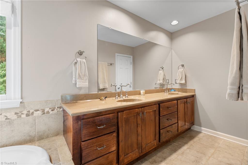7049 Orchard Path Drive Property Photo 23