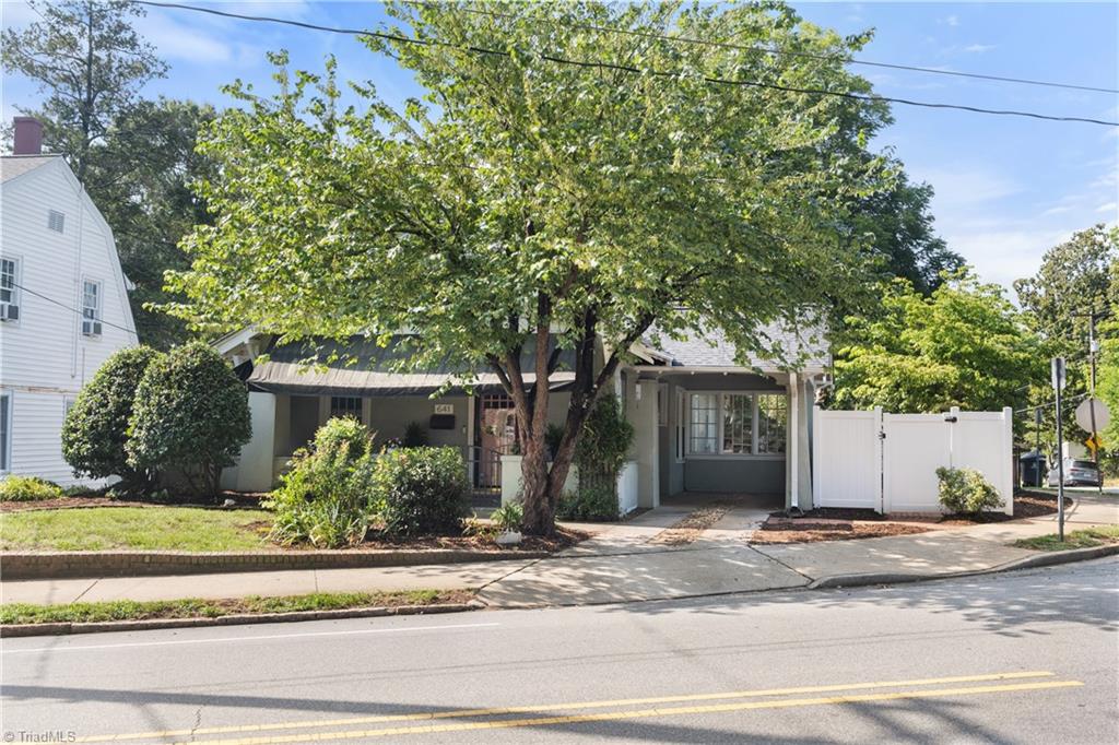 641 S Hawthorne Road Property Photo 1