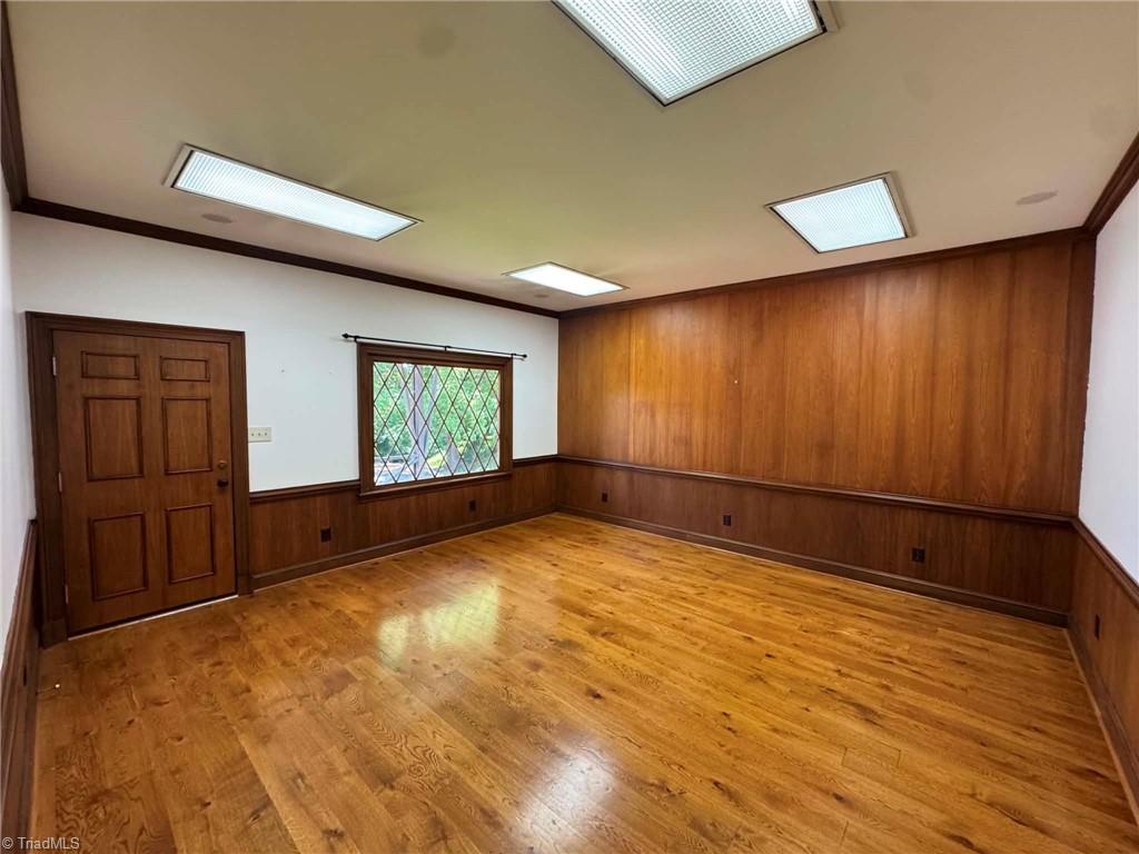 656 N Bridge Street Property Photo 24
