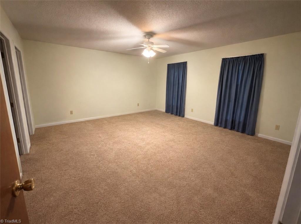 123 Valley Oaks Drive Property Photo 4