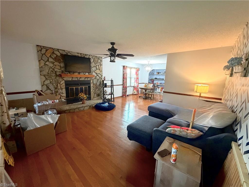 123 Valley Oaks Drive Property Photo 13