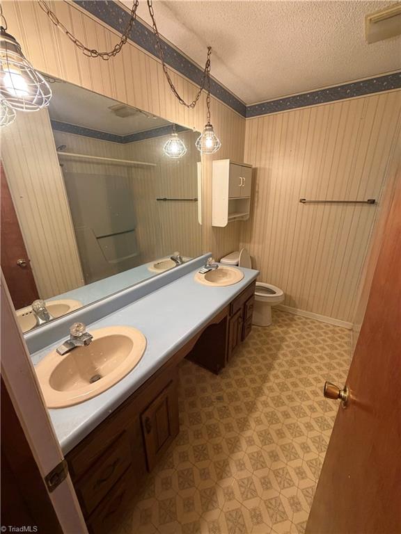 123 Valley Oaks Drive Property Photo 23