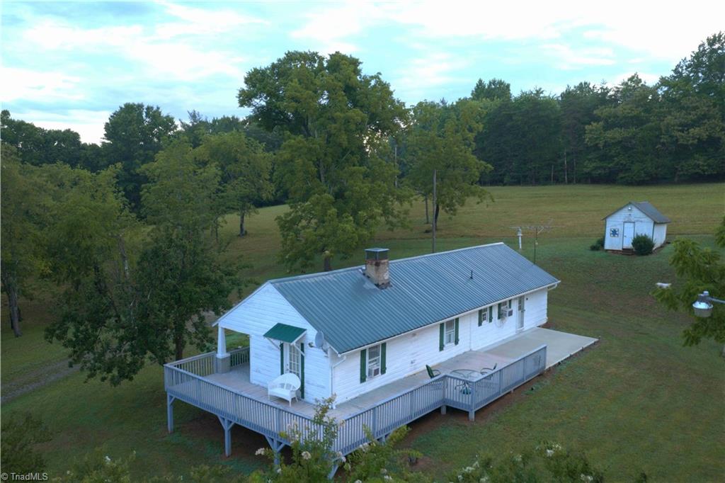 2541 Collinstown Road Property Photo 2